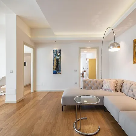 A Luxury At Poetto Beachfront Cagliari