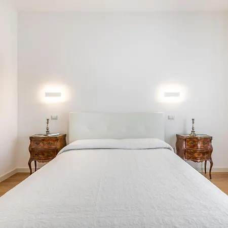 A Luxury At Poetto Beachfront * Cagliari