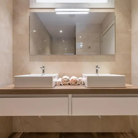 A Luxury At Poetto Beachfront Cagliari
